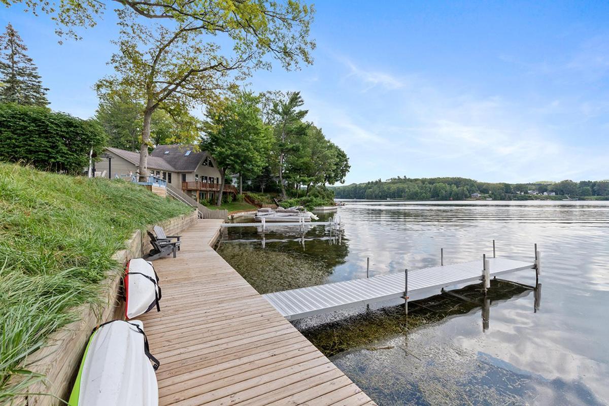 Lakeside Getaway With Dock, Firepit, Grill Newaygo المظهر الخارجي الصورة